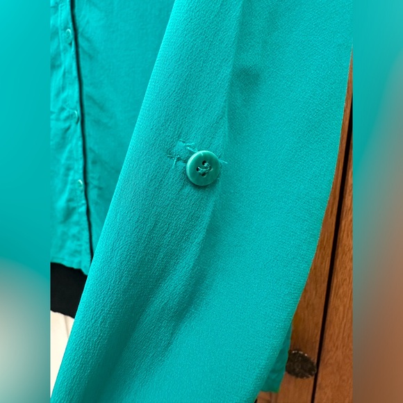 Bailey 44 Emerald Green/Black Silk Blouse Size Small - Picture 3 of 9